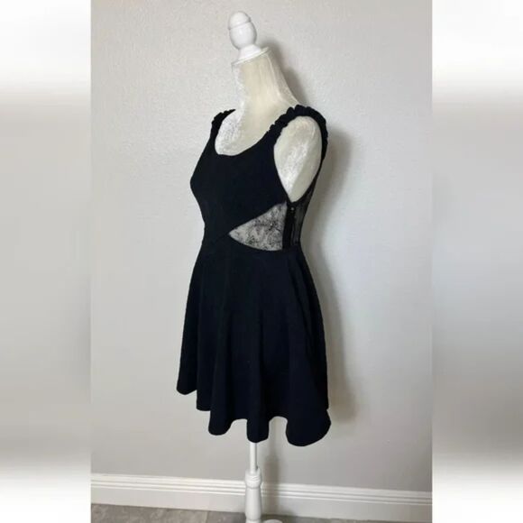 Free People Brooklyn Mini Skater A Line Dress Lace Black Textured Knit New SZ M - Picture 5 of 8
